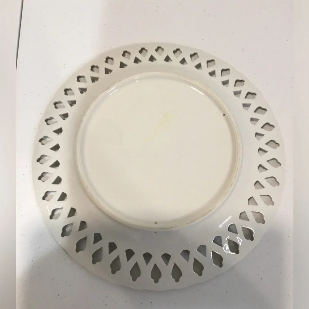 Berggren white ceramic